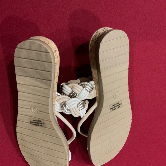 NWOT-DV by Dolce Vita Fiorella - Picture 6 of 7